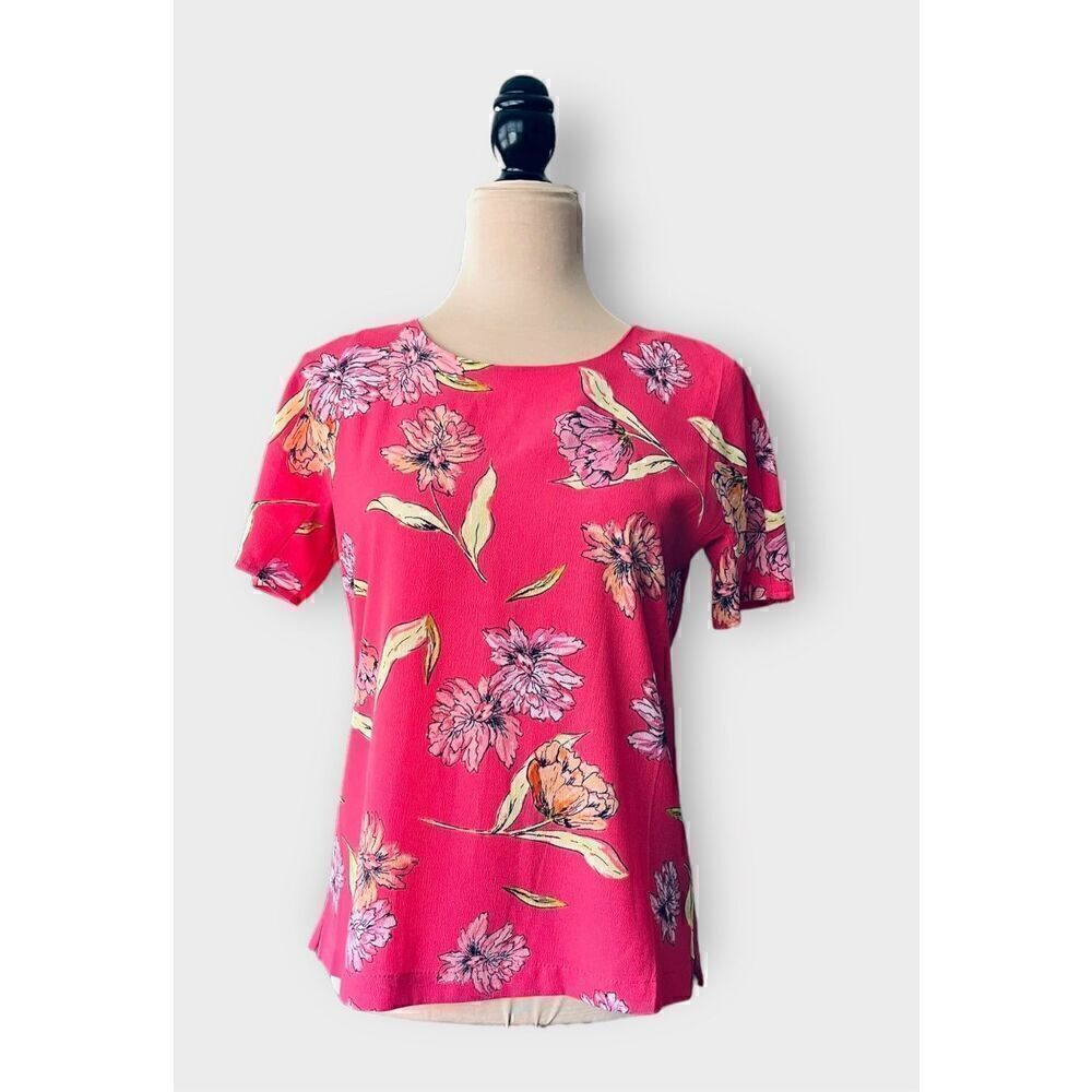 Rose & Olive Women’s Pink Floral Short Sleeve Top Blouse size XS